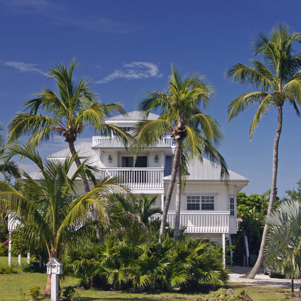 buying a vacation home in florida